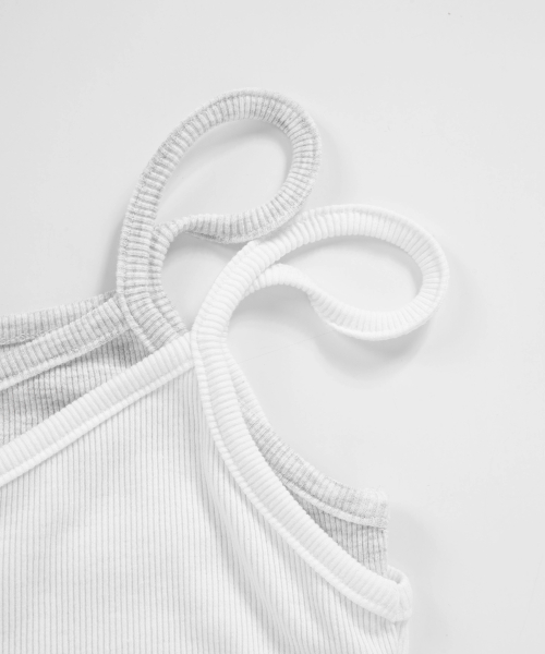 SLIT LAYERED SLEEVELESS / WHITE