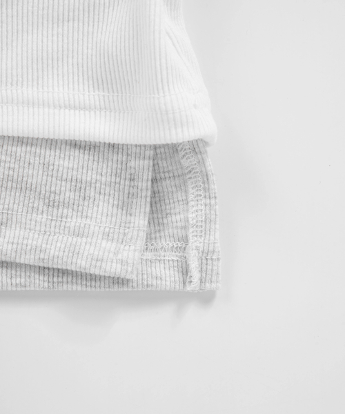 SLIT LAYERED SLEEVELESS / WHITE