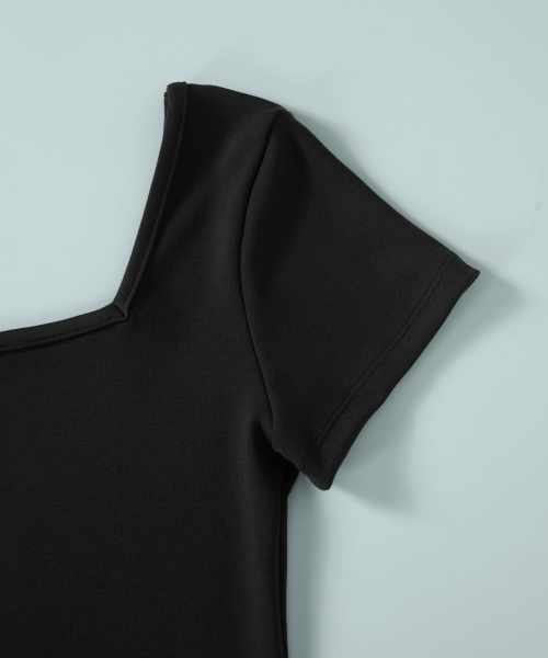 SQUARE LINE TEE / CHARCOAL