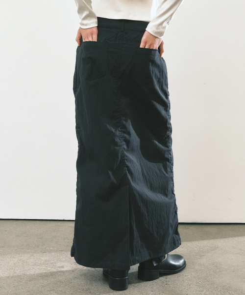 NICOLE SHIRRING LONG SKIRT_BLACK