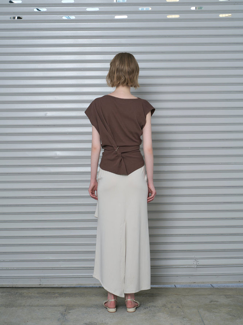 DRAPE BUTTON LONG SKIRT (BEIGE)