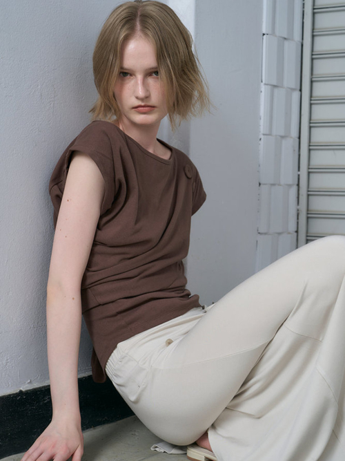 DRAPE BUTTON LONG SKIRT (BEIGE)