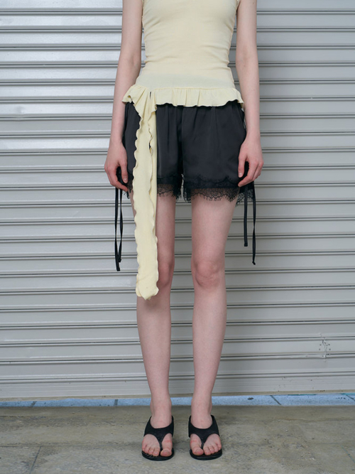 STRAP POINT SATIN PANTS (BLACK COLOR)