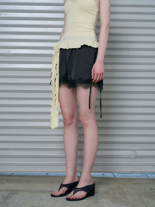 STRAP POINT SATIN PANTS (BLACK COLOR)