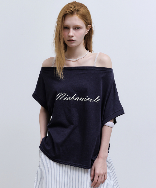 LETTERING OFF SHOULDER TOP_NAVY