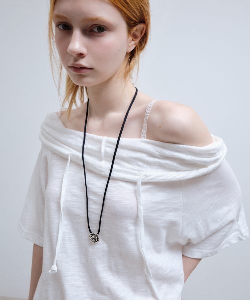 HOOD DRAPE STRING TOP_IVORY