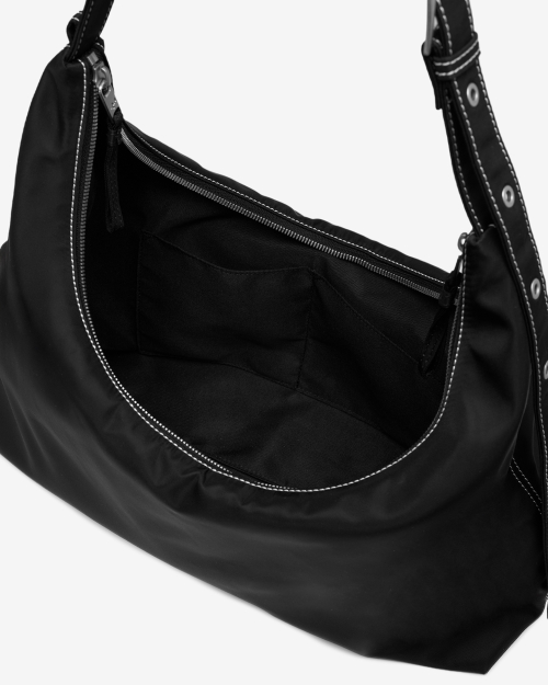 [Button Gift] Big Nylon Shoulder Bag Black OZBGGA304B
