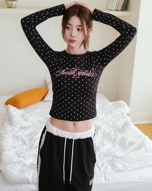 DOT LETTERING LOGO LONG SLEEVE [BLACK]