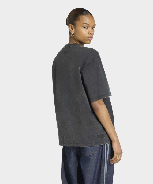 DY V TEE BLACK
