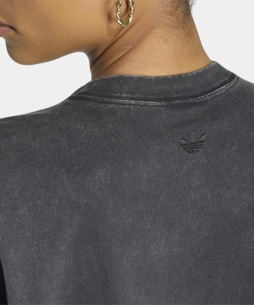 DY V TEE BLACK