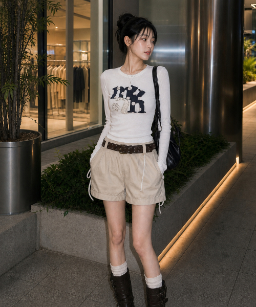 DOT A FLOWER PATCH LONG SLEEVE [WHITE]