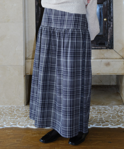 CHECK YOKE LONG SKIRT - NAVY