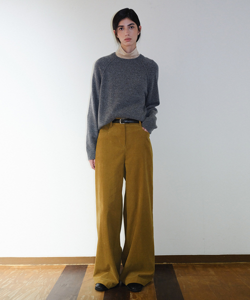 CORDUROY STRAIGHT PANTS - OLIVE
