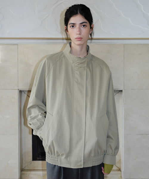 HIGH NECK SHIRRING BLOUSON - SAGE