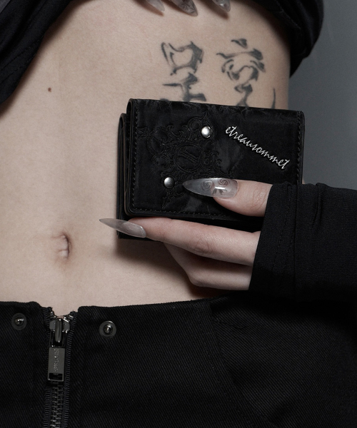 Noir Key Velvet Shamude Card Wallet