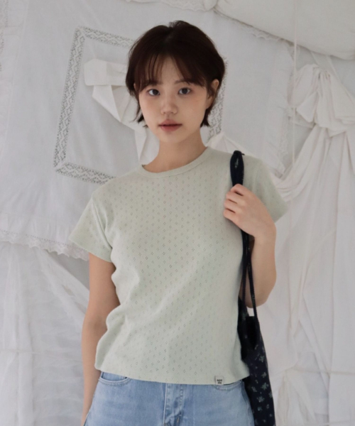펀칭 아일렛 반팔 티셔츠