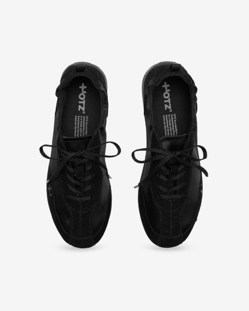LOMA Satin Sneakers Black OZPDGA334B