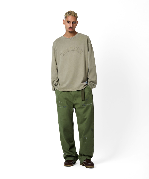 아치 로고 루즈핏 아플리케 롱슬리브 티셔츠 Beige