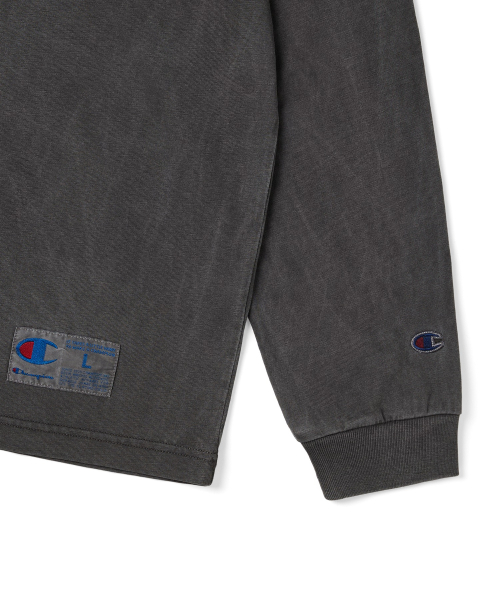 아치 로고 루즈핏 아플리케 롱슬리브 티셔츠 Charcoal