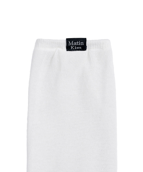 LOOSE-FIT LOGO KNEE SOCKS IN WHITE