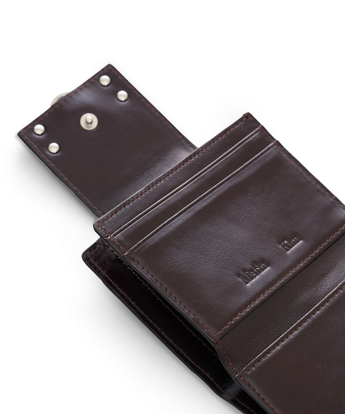 MATIN ARCH RING FLAP WALLET IN DARK BROWN