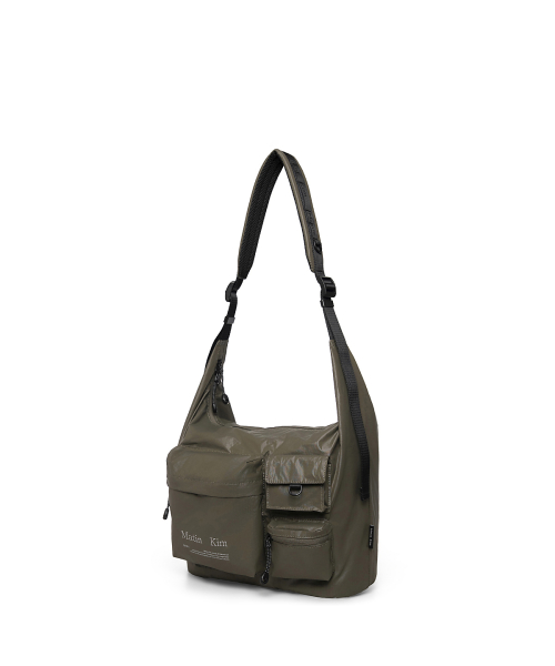 MULTI-POCKET LITE CROSS BAG IN KHAKI