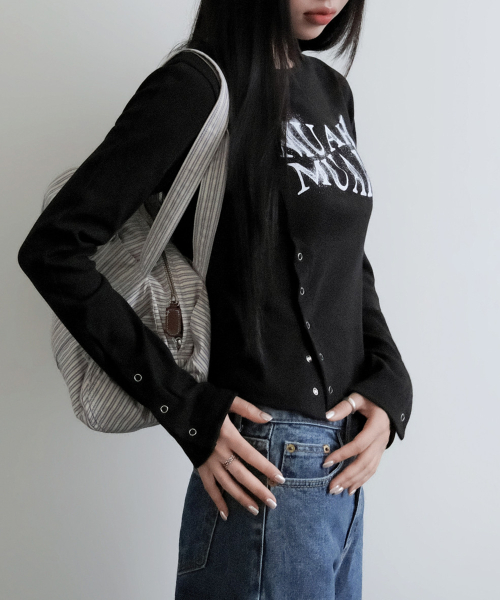 SLIT SNAP BUTTON LONG SLEEVE [BLACK]