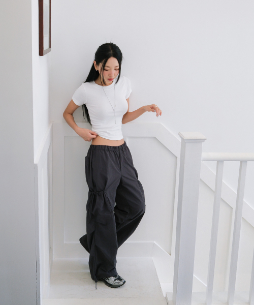SIDE RIBBON STRING CARGO POCKET BANDING PANTS [CHARCOAL]