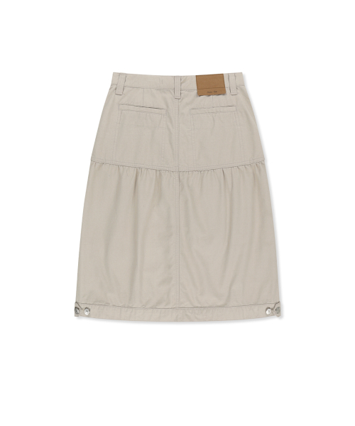 VINTAGE POCKET MIDI SKIRT IN LIGHT BEIGE