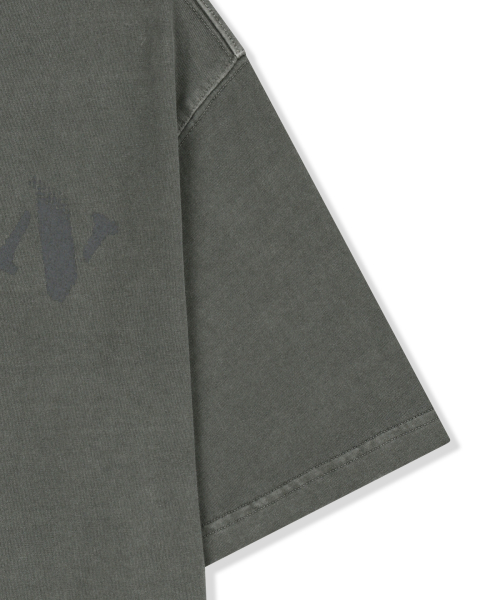 VINTAGE WAHSHED OVERFIT TOP IN CHARCOAL