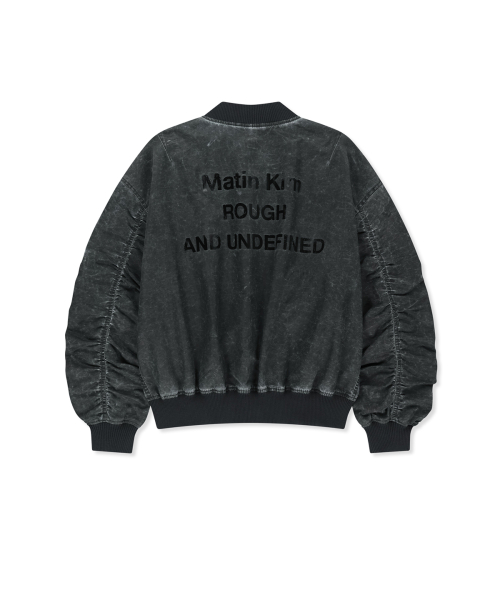 PIGMENT COATED BACK LOGO JUMPER IN CHARCOAL