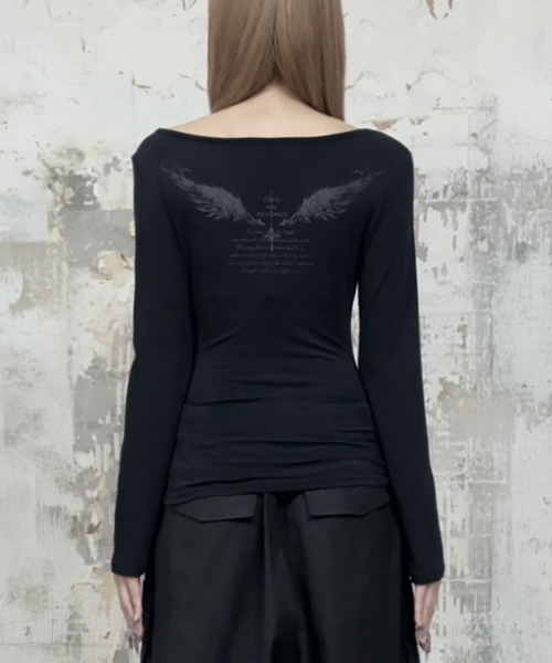 Drape Wing Shirring Long Sleeve (Black)
