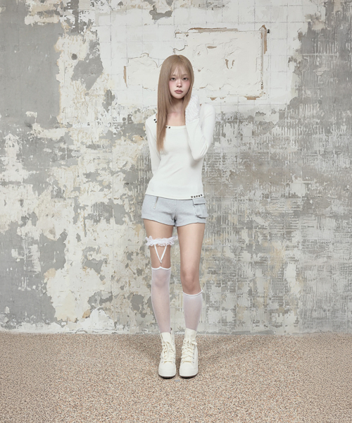 Stud Metal Point Long Sleeve (White)