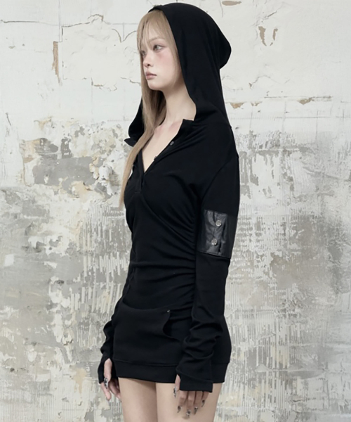 Hood Layer Shirring Mini One-Piece (Black)