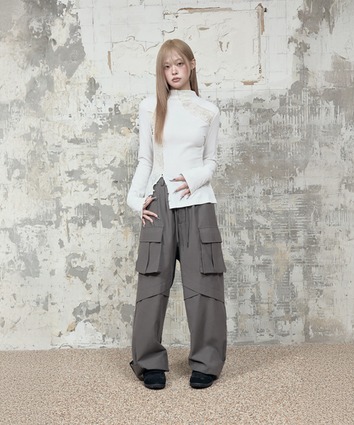 Lace Layer High Neck Slim Long Sleeve (White)