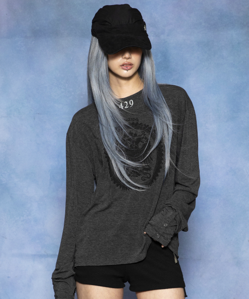 GT188 429 키마이라 엠블럼 빈티지 커프스 디테일 롱슬리브 (CHARCOAL GRAY)