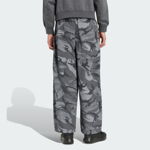 ESSENTIALS CAMO Woven PARRA Parachute Hot Pants KX9336