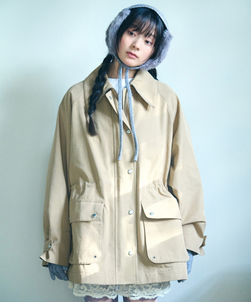 BIG COLLAR JACKET - BEIGE