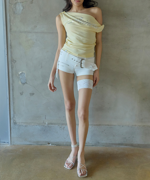 Studded Belt Shorts (WHITE)