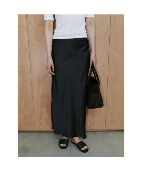 60S Satin H Line Skirt Black (TA6727A065)