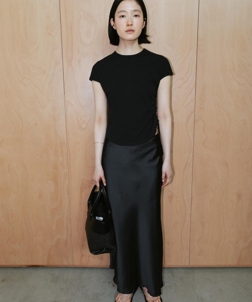 60S Satin H Line Skirt Black (TA6727A065)