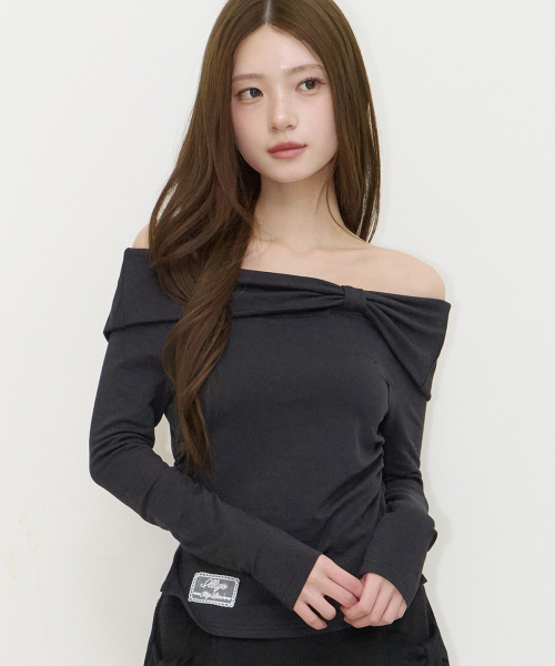 BOW OFF SHOULDER LONG SLEEVE BLACK