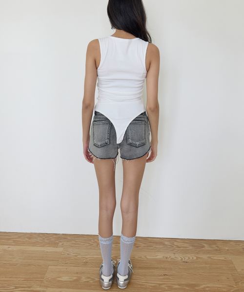 Printed Line Sleeveless (WHITE)