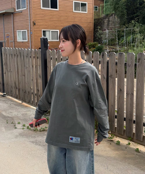 C로고 다잉 오버핏 조그택 롱슬리브 티셔츠 Green