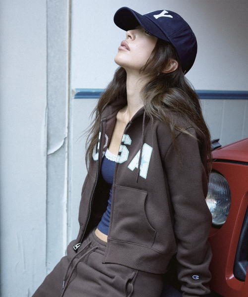여성 USA 로고 크롭 기모 후드 집업 Brown