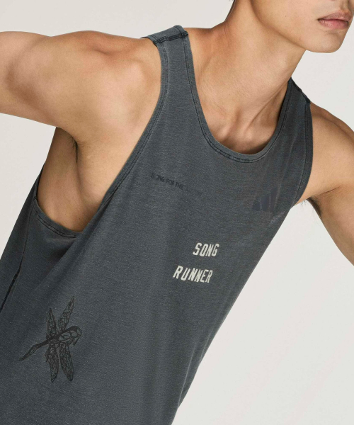 adixSFTM TANK M CARBON