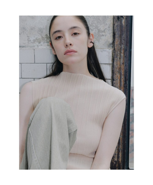 Ohu Pleated Sleeveless Beige (TA6451A11A)