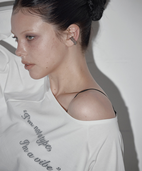 Cropped Lettering Pintuck Boat Neck Long Sleeve T Shirt, Ivory