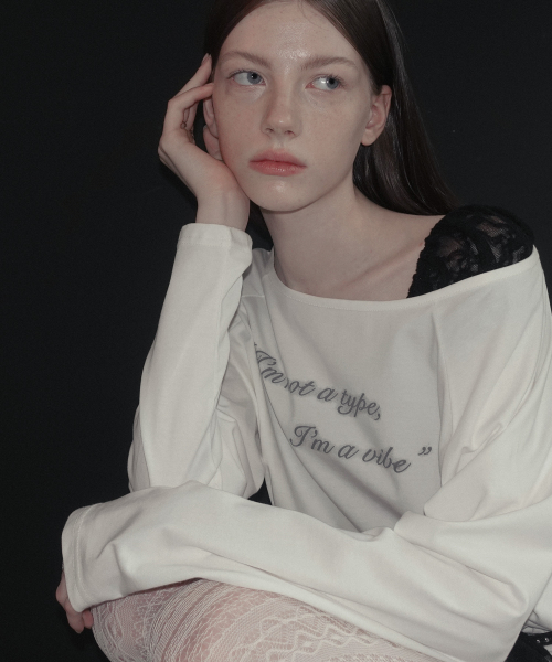 Cropped Lettering Pintuck Boat Neck Long Sleeve T Shirt, Ivory