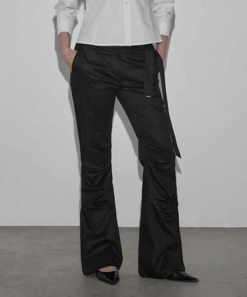 Tocheu Shirred Slim Bootcut Long Pants_Black